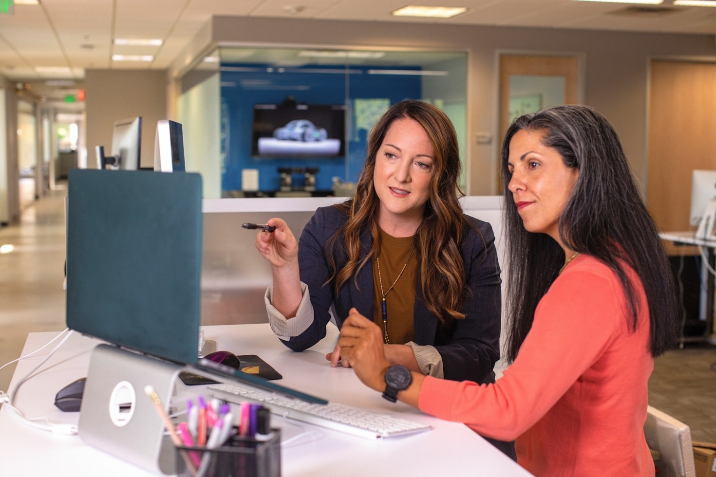 A Guide To Networking For Global Professionals